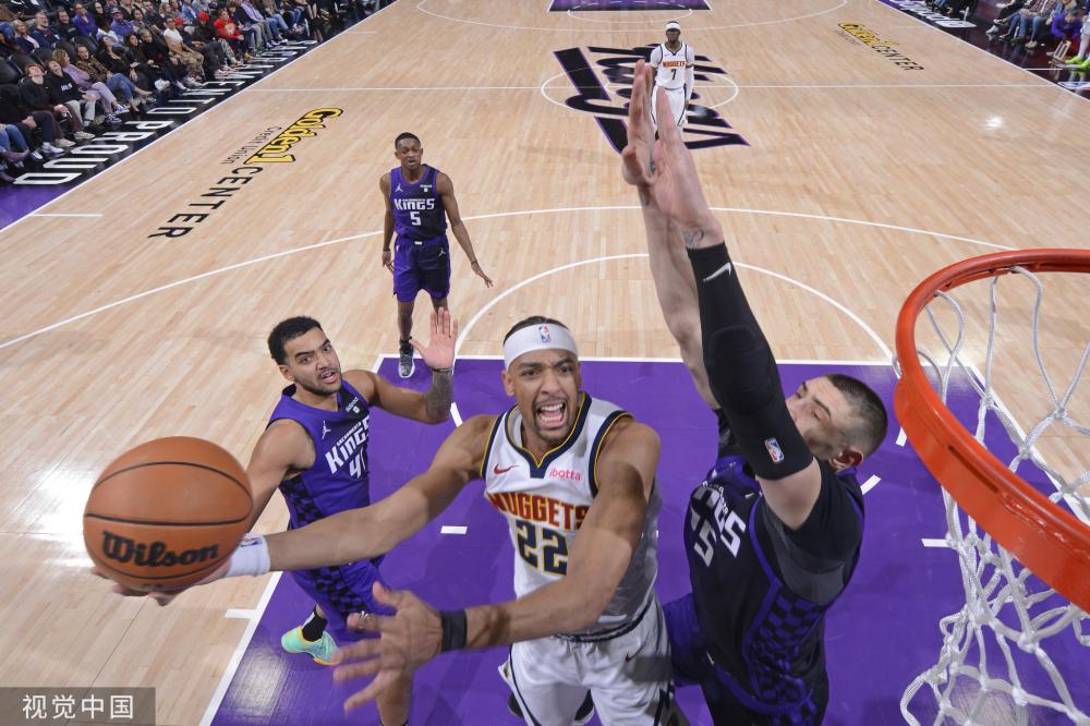 而在这样一 而在这样一